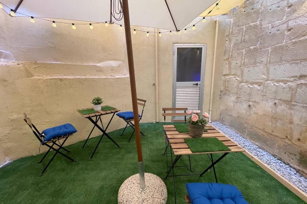 2 Bed Apt In Heart Of St Julians - 5Min From Seafront Saint Julian's Exteriér fotografie
