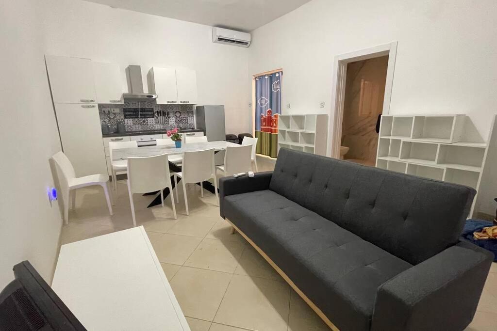 2 Bed Apt In Heart Of St Julians - 5Min From Seafront Saint Julian's Exteriér fotografie