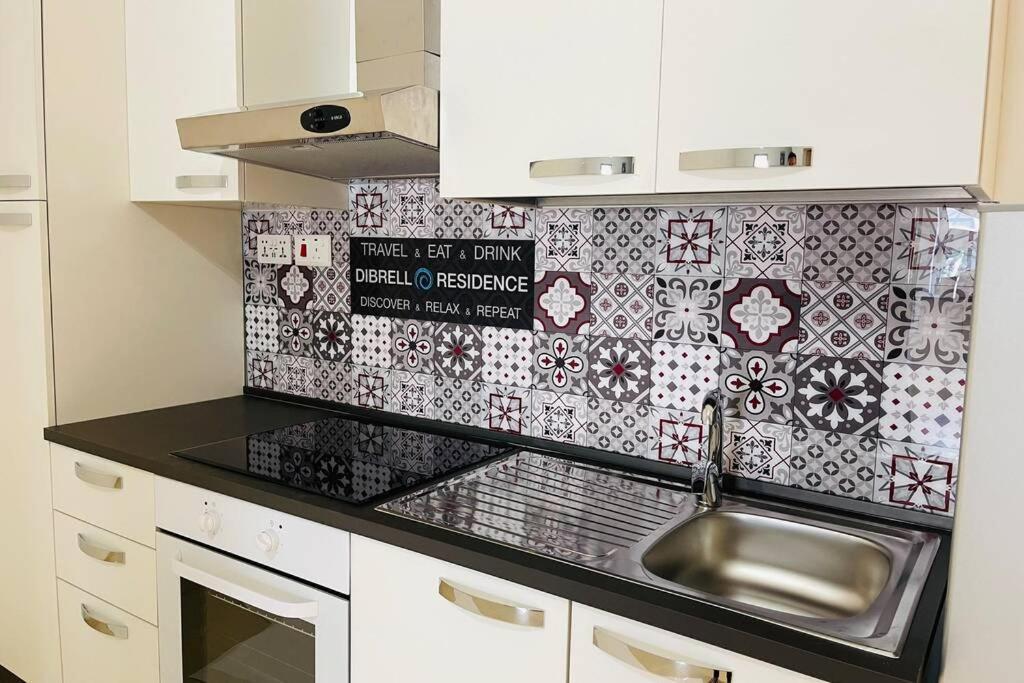 2 Bed Apt In Heart Of St Julians - 5Min From Seafront Saint Julian's Exteriér fotografie