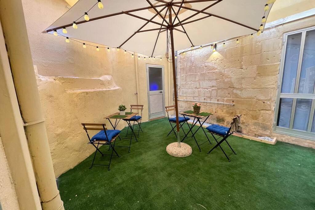 2 Bed Apt In Heart Of St Julians - 5Min From Seafront Saint Julian's Exteriér fotografie